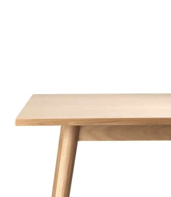 Poul M. Volther C35C - Spisebord - Eg - Lakeret Best