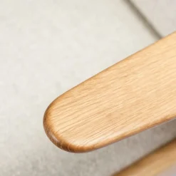 Poul M. Volther J53 - Lænestol - Eg - Beige