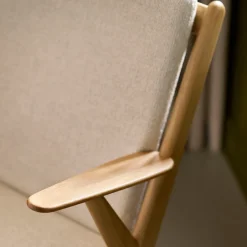 Poul M. Volther J53 - Lænestol - Eg - Beige