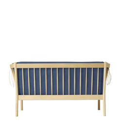 Erik Ole Jørgensen J148 - 2 pers. sofa - Eg - Dark Blue (36) Best