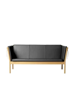 Erik Ole Jørgensen J149 - 3 pers. sofa - Eg - Sort læder Outlet