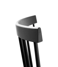 Poul M. Volther J46 - Stol - Bøg - Jet Black New